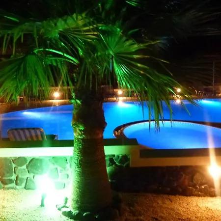 Castro Hotel Kamári