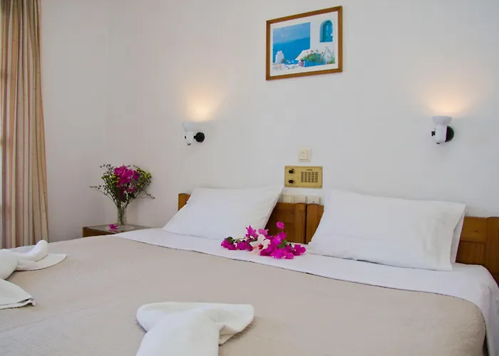 Hotel Castro Kamari (Santorini)